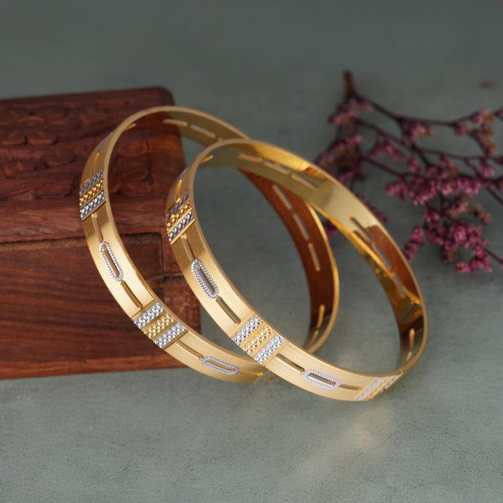 The MoreePork Women's 24 Carat Gold-Plated, Brass Festival-Ready Bangles Set for Daily Wear, Parties, Weddings & Festivals.