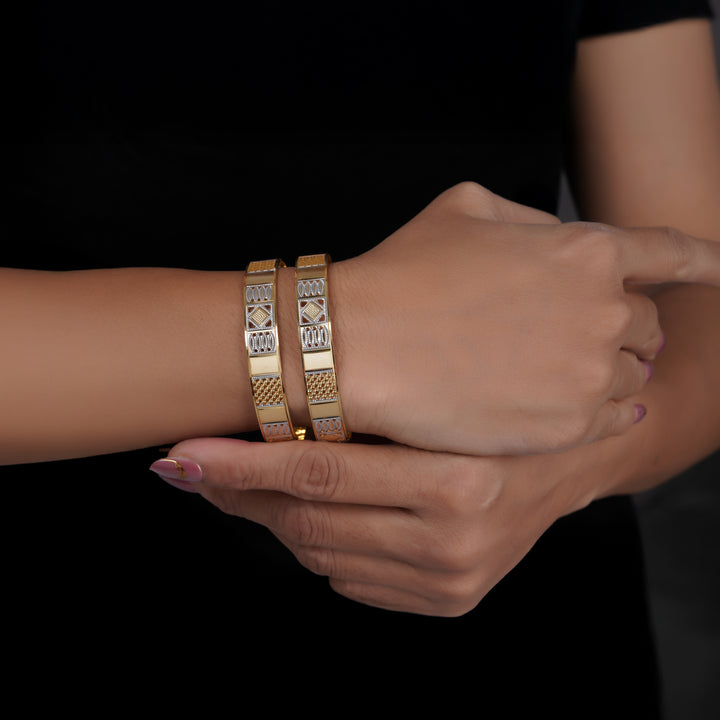 The MoreePork Women's 24 Carat Gold-Plated, Brass Graceful Bangles Set for Daily Wear, Parties, Weddings & Festivals.