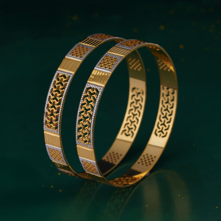 The MoreePork Women's 24 Carat Gold-Plated, Brass Elegant Bangle Set for Daily Wear, Parties, Weddings & Festivals.