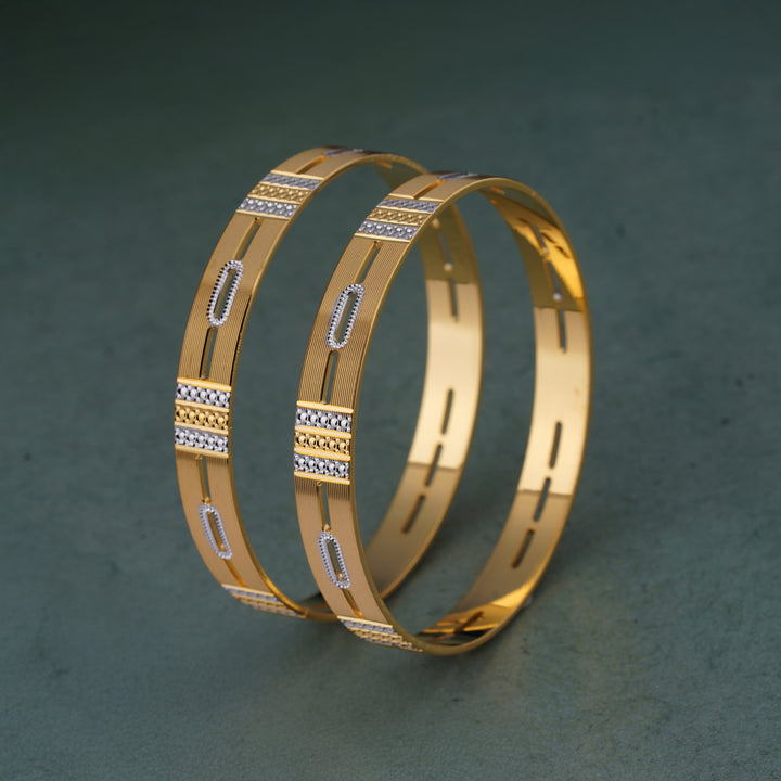 The MoreePork Women's 24 Carat Gold-Plated, Brass Festival-Ready Bangles Set for Daily Wear, Parties, Weddings & Festivals.